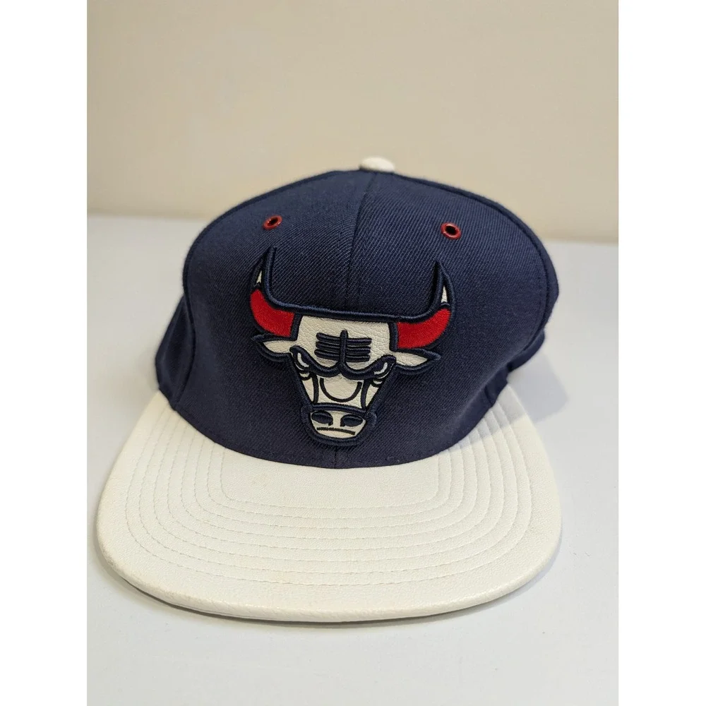 Mitchell & Ness Chicago Bulls Hat Mens OS Navy Blue Wool Blend Snapback Logo - Picture 1 of 6